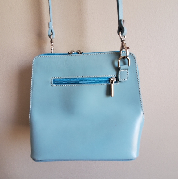 Primo Sacchi Italian Leather, Small Micro Double Zip Up Crossbody bag, baby blue - Picture 5 of 7